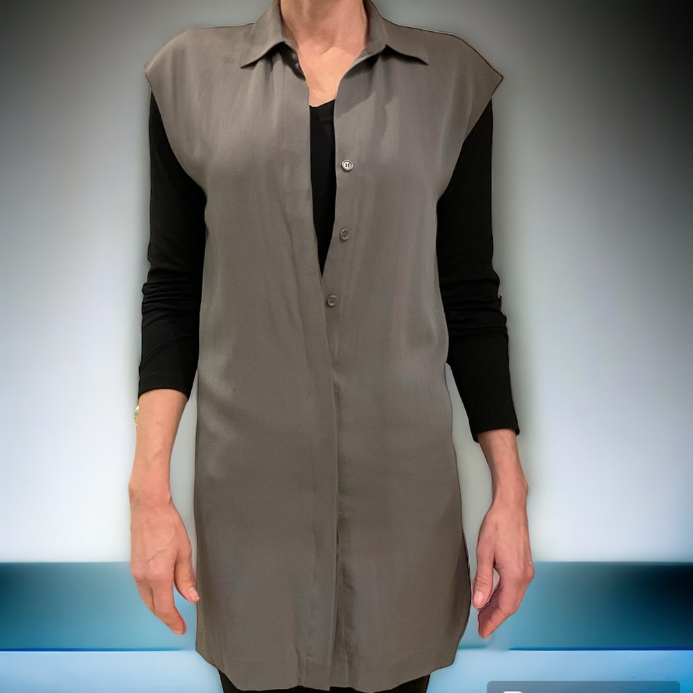 Theory Grey Silk Sleeveless Dress / Blouse, Button Front, Lined, Size 0, Luxury! - Picture 2 of 13